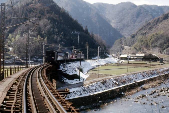 国鉄サボ　伯耆銀嶺 行先表示板（サボ）・国鉄信号灯ほか鉄道部品を出張買取いたし